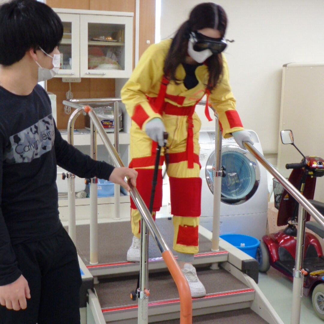 高齢者疑似体験を通しての学び - 看護学科 - ブログ - 名古屋平成看護