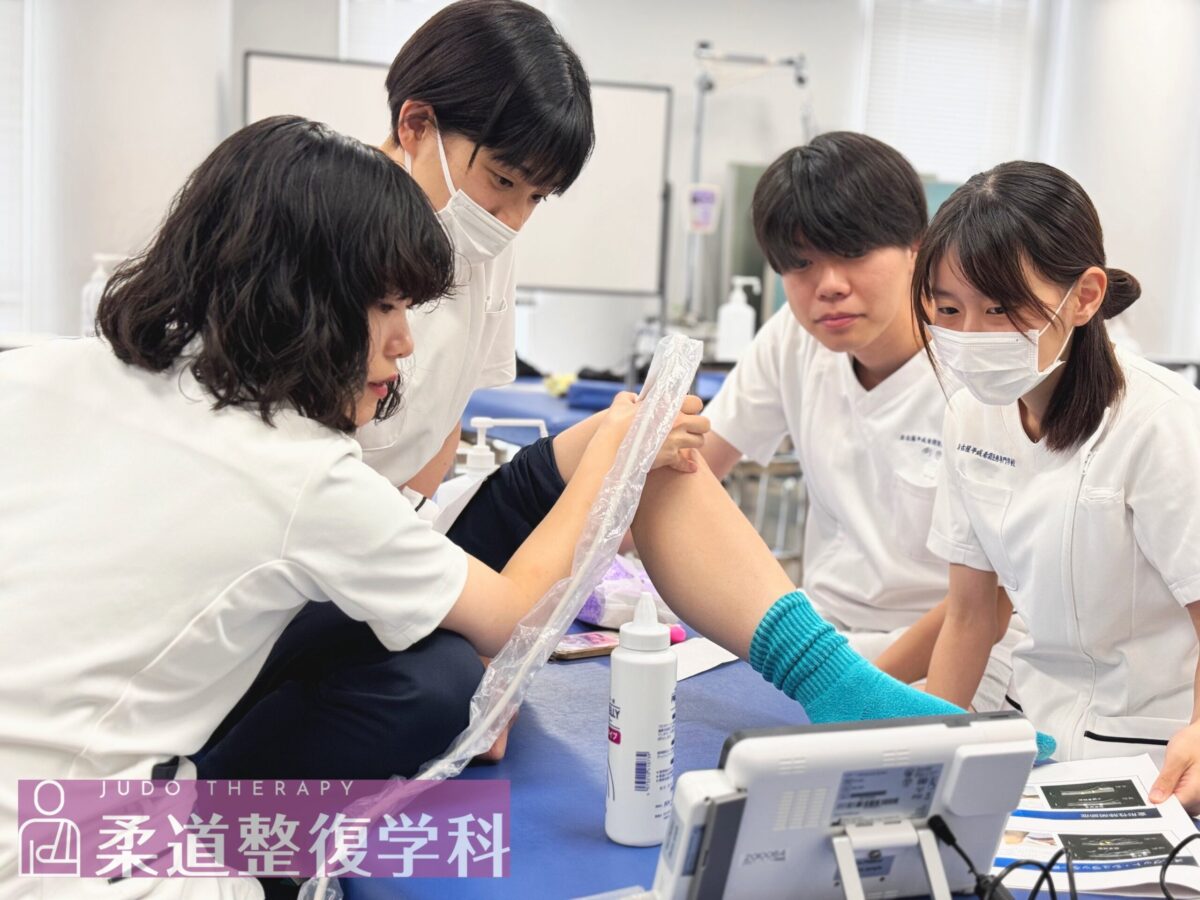 柔道整復師開発の健康器具　ほっとレンジ ストレッチ×加圧×温熱により、寝るだけで全身ととのう“おうち整体